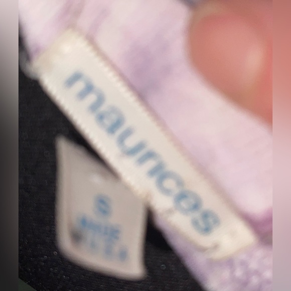 Multi color t-shirt. Perfect for summer wear. - Picture 4 of 4